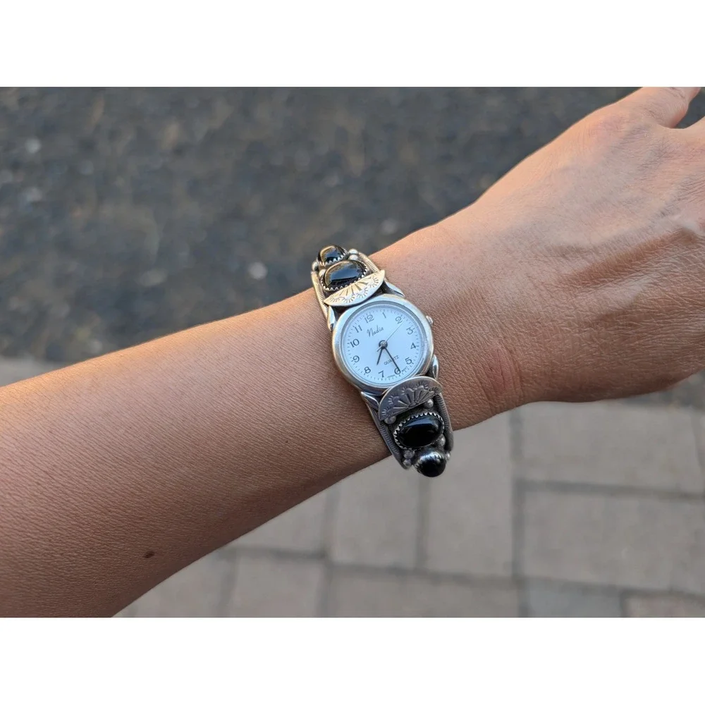 Vintage Navajo Jet Black Stone Cuff Bracelet Handmade Watch Accessory Sz 6.5 **